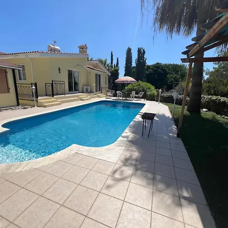 וילה 4 Bedroom - Huge Outdoor ! Private Pool ! *