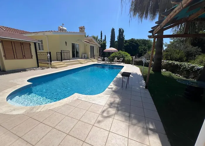 Vila 4 Bedroom - Huge Outdoor ! Private Pool ! *